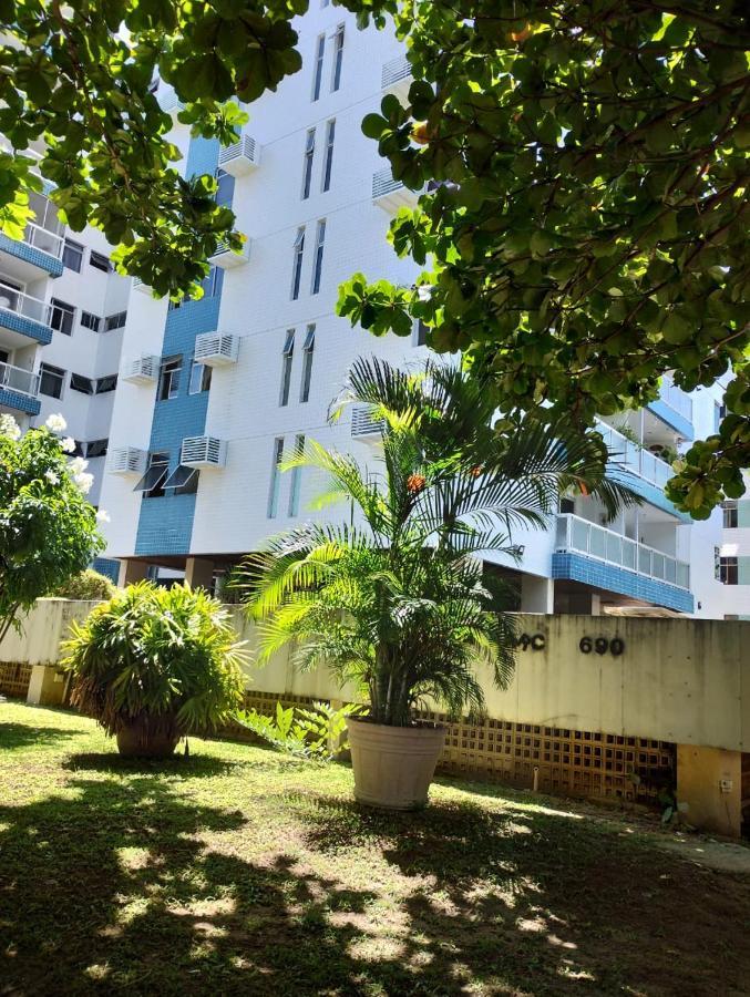 Apartamento Amplo A 700 Metros Da Praia Recife Exterior foto